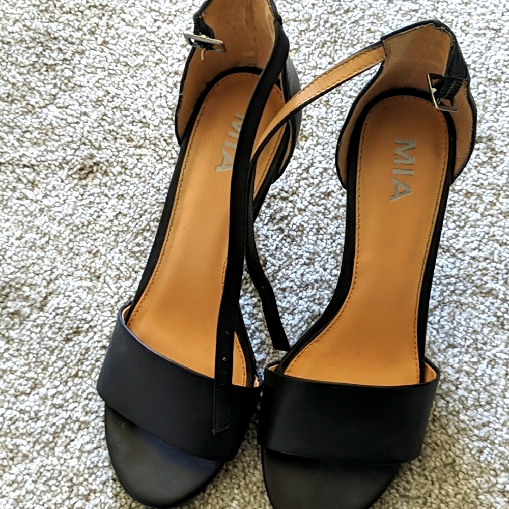 MIA open toe heel sandals